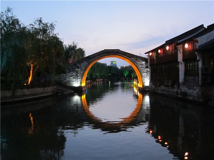 Picture Of Bridge In Jiaxing China