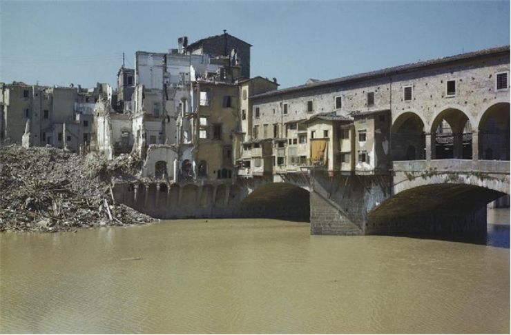Ponte Vecchio Damaged