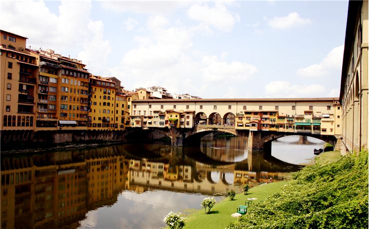 Picture Of Ponte Vecchio The Italian Old Bridge