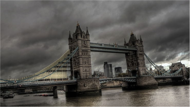 Picture Of Tower Bridge Historical Look